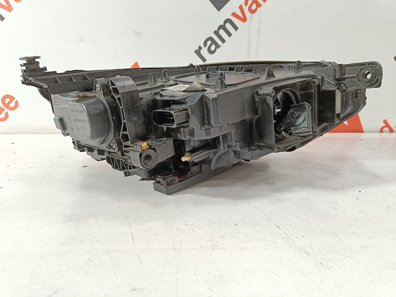 VW Passat B8 esituli - pilt 3