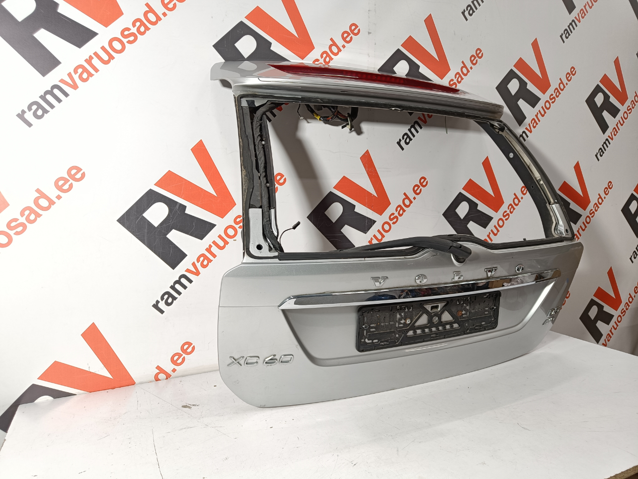 Volvo XC60 tagaluuk - pilt 2