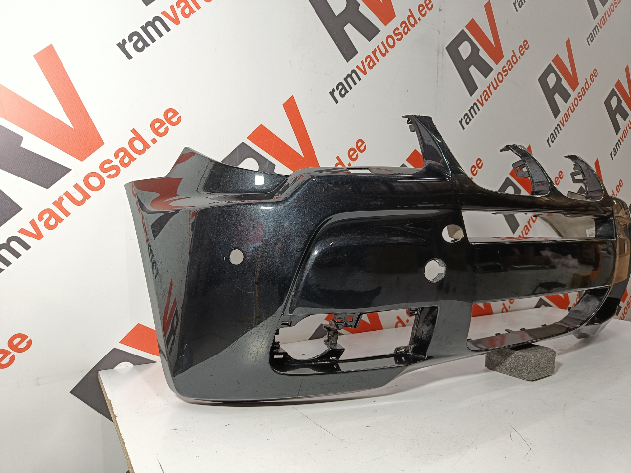 BMW X3 E83 esistange - pilt 2